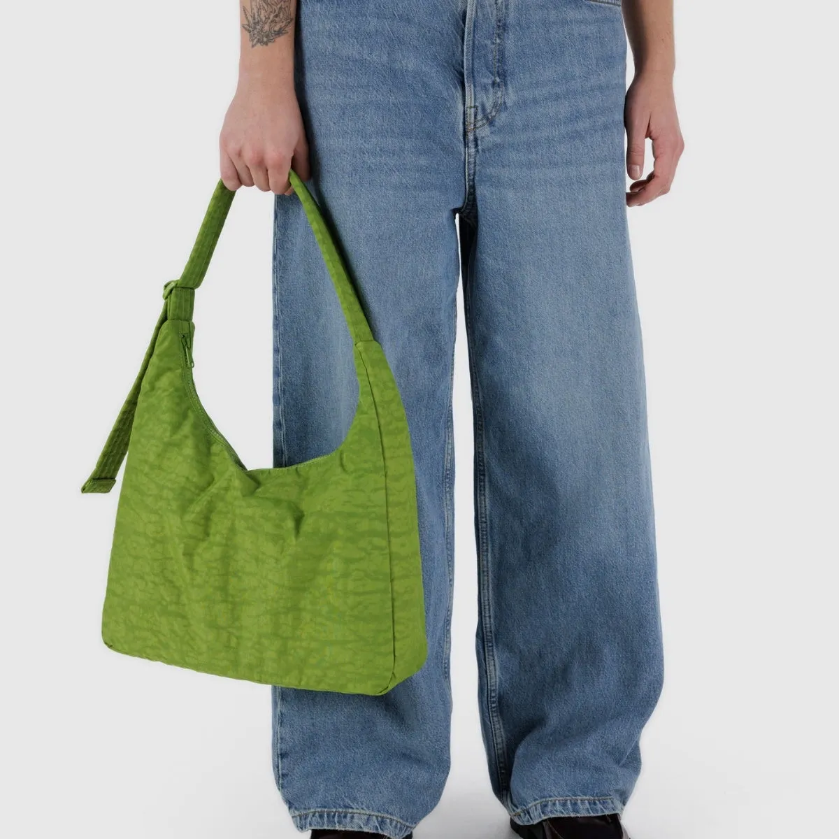 Baggu Nylon Shoulder Bag in Green Juice