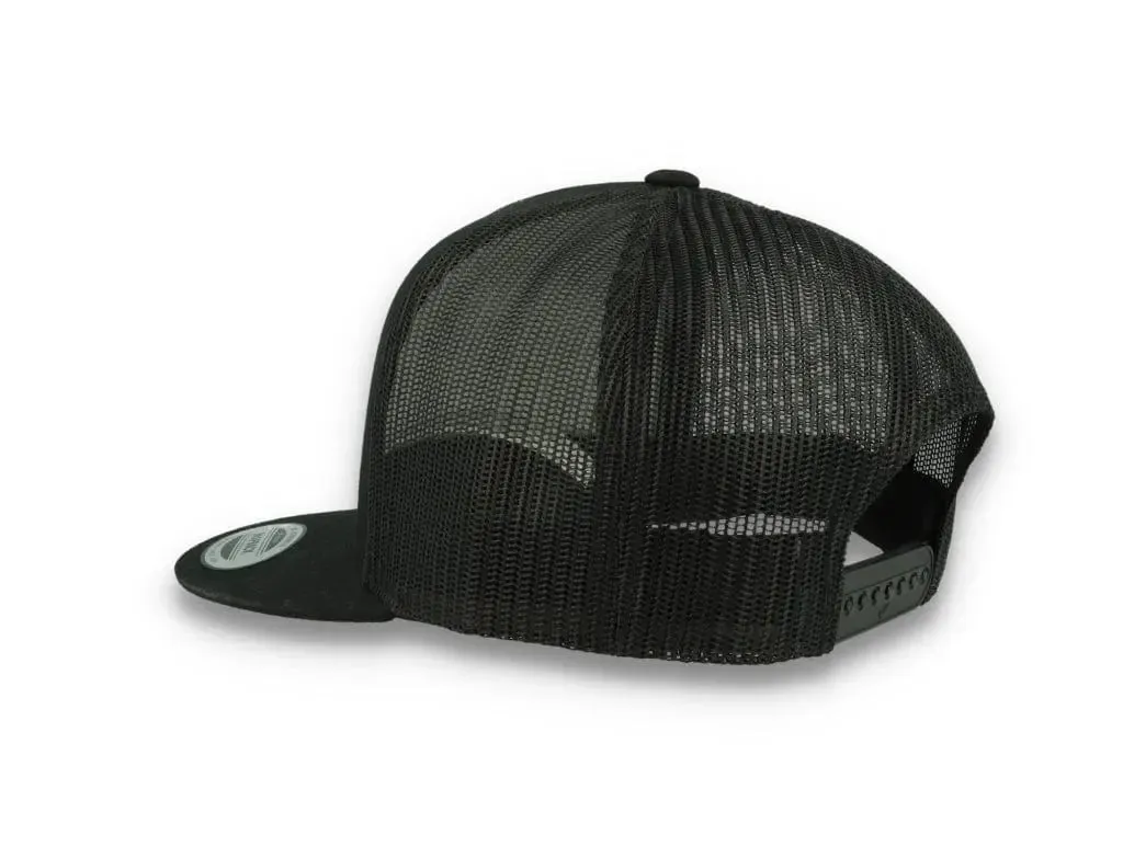 Classic Trucker Cap Black/Black - Yupoong 6006