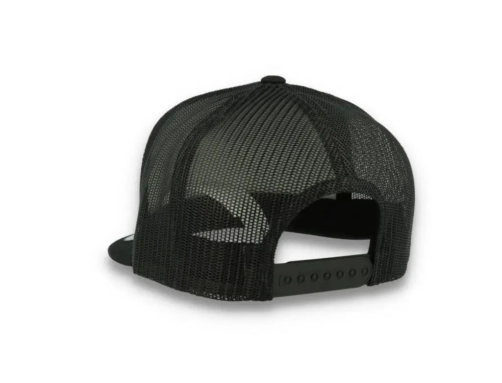 Classic Trucker Cap Black/Black - Yupoong 6006