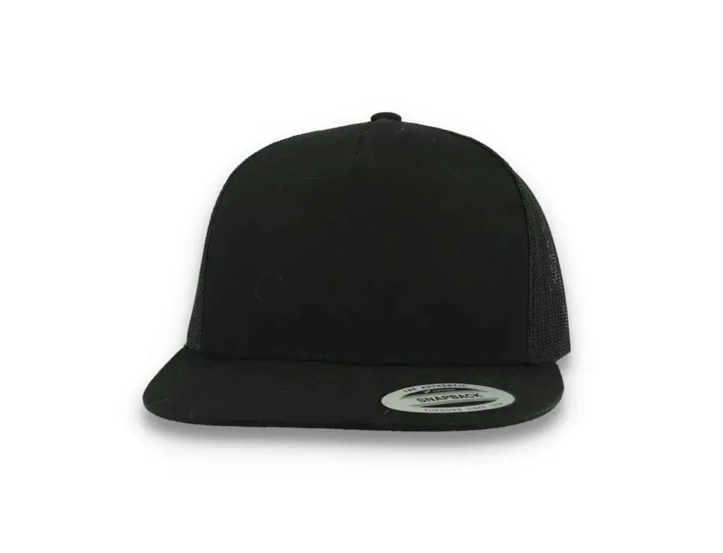 Classic Trucker Cap Black/Black - Yupoong 6006