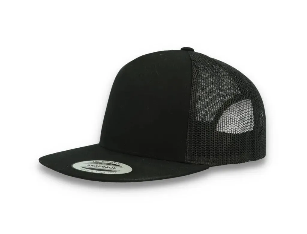 Classic Trucker Cap Black/Black - Yupoong 6006