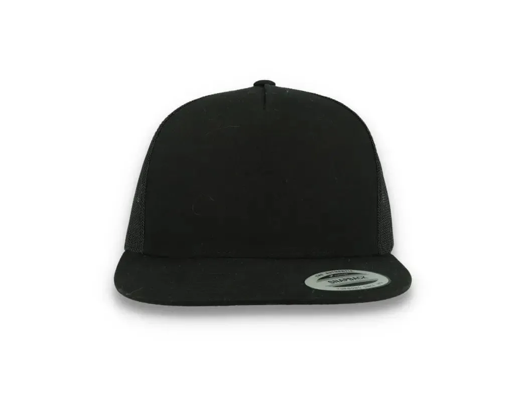 Classic Trucker Cap Black/Black - Yupoong 6006