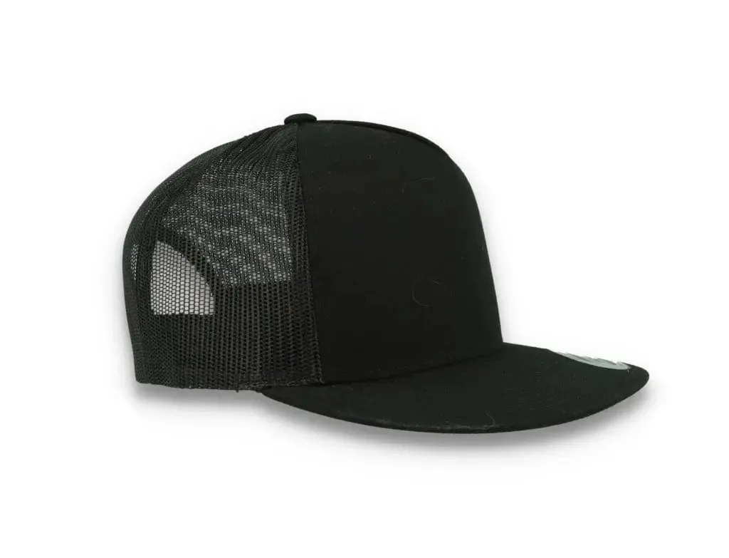 Classic Trucker Cap Black/Black - Yupoong 6006
