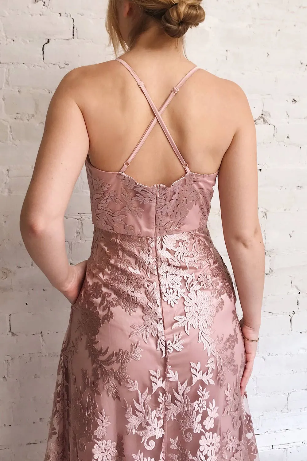 Lyaksandra | Pink Embroidered Dress