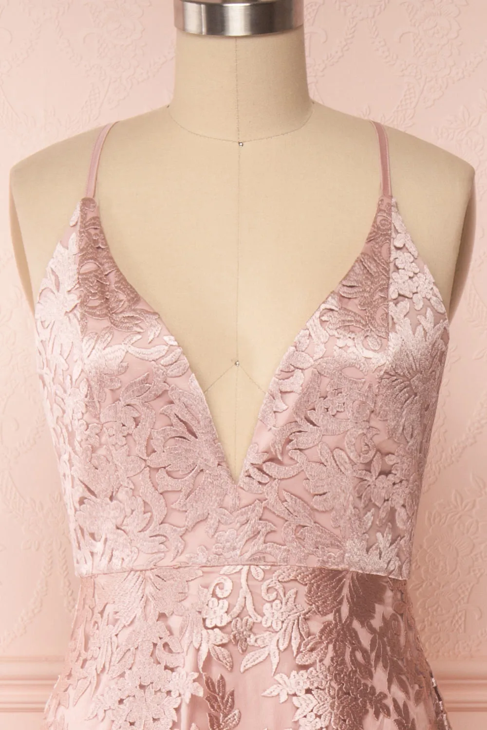 Lyaksandra | Pink Embroidered Dress