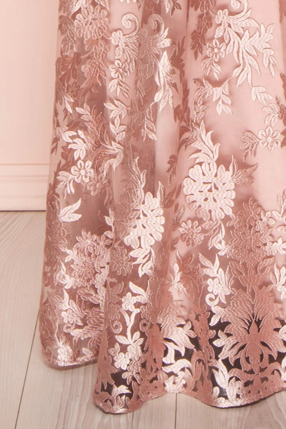Lyaksandra | Pink Embroidered Dress