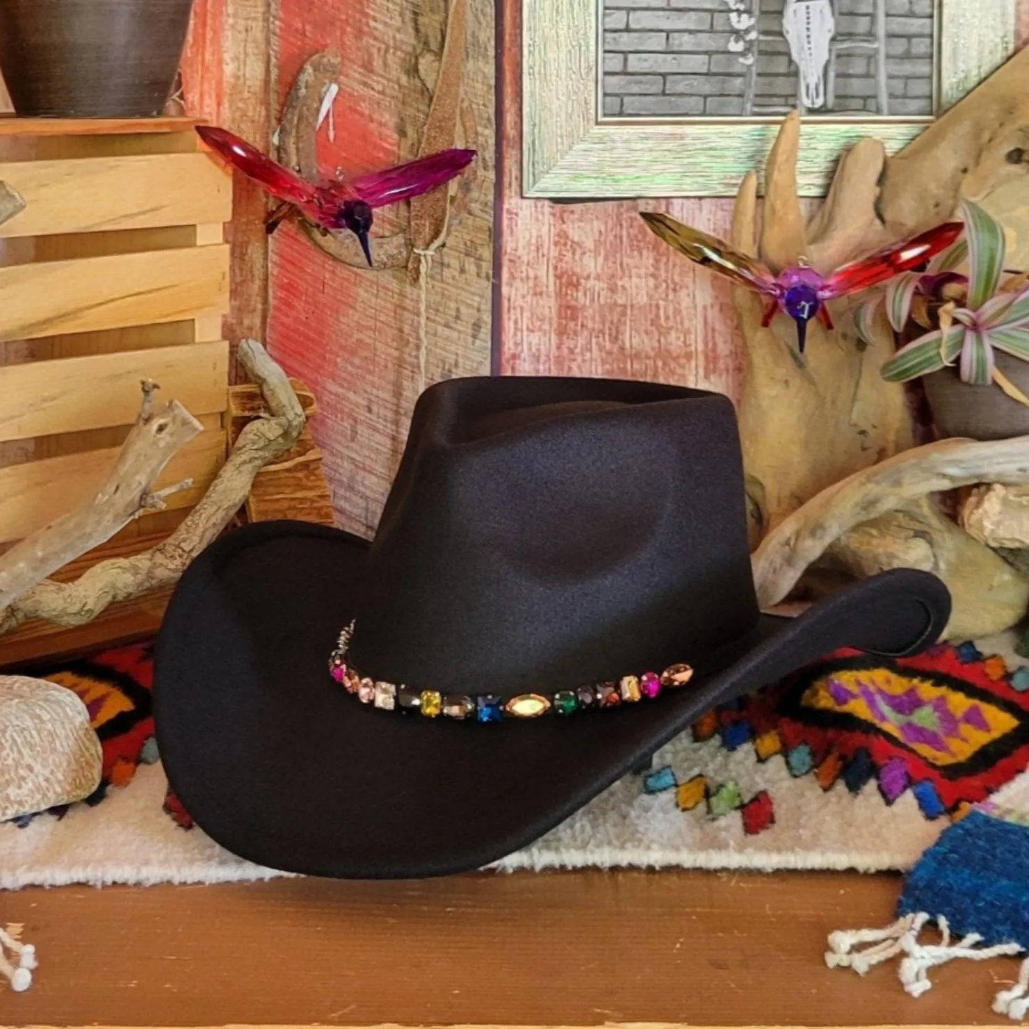 Shapeable Faux Felt Front Pinch Hat by Four Buttons CTH9068OSBLK