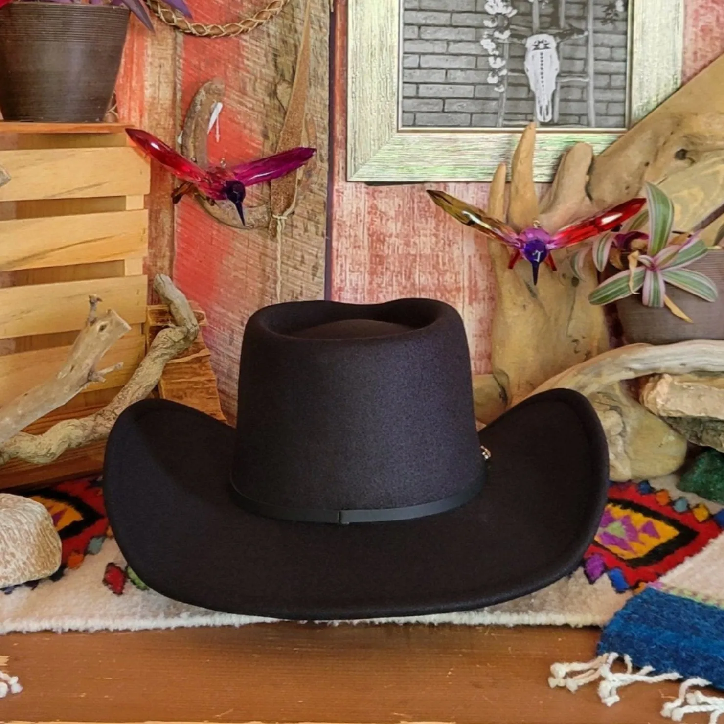 Shapeable Faux Felt Front Pinch Hat by Four Buttons CTH9068OSBLK