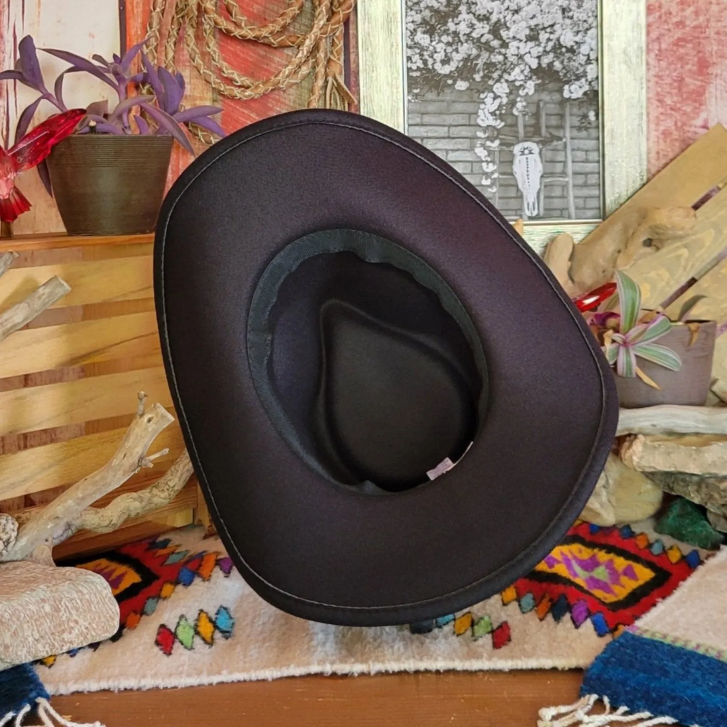 Shapeable Faux Felt Front Pinch Hat by Four Buttons CTH9068OSBLK