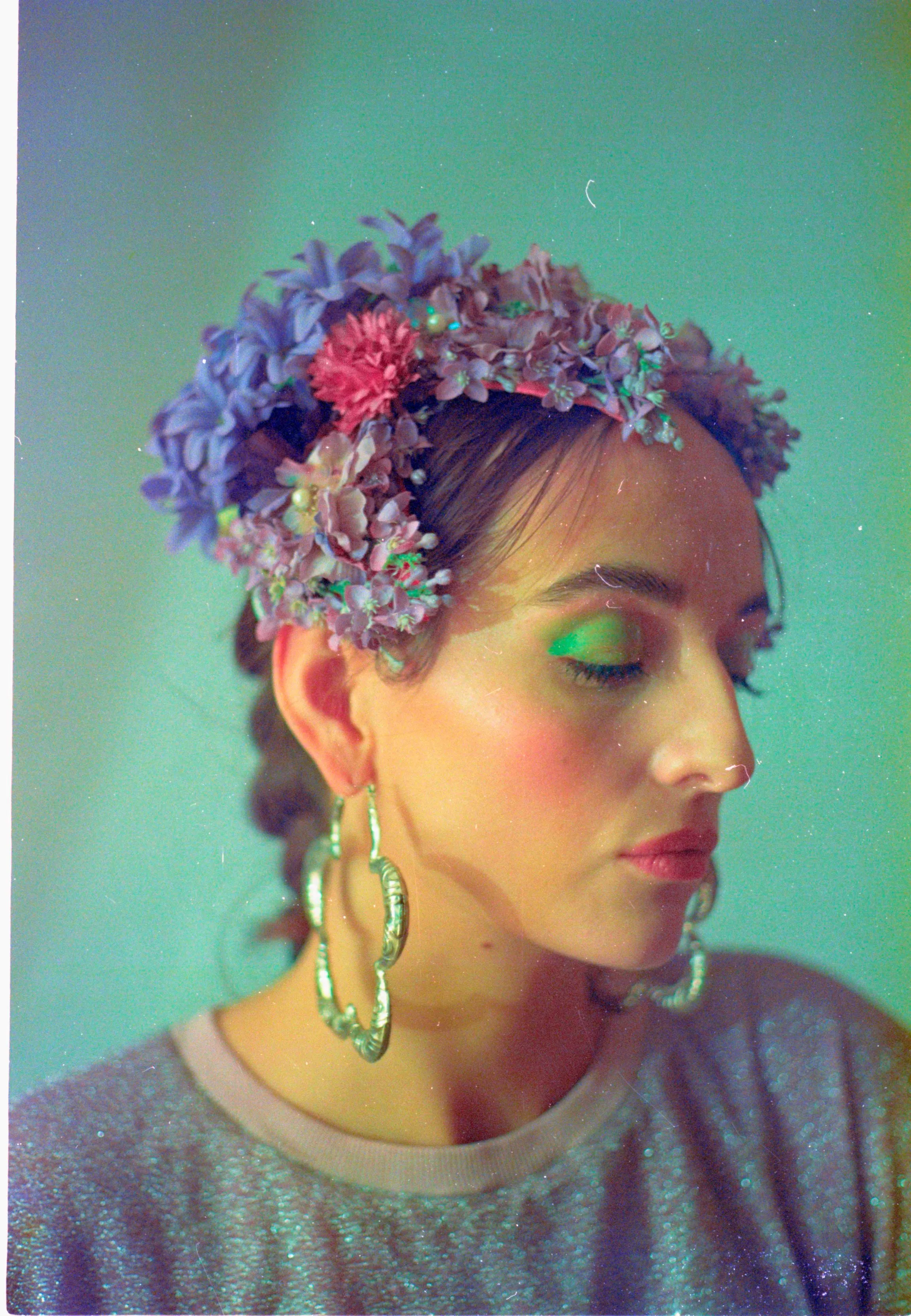 Vintage flowerbud skullcap purple headpiece bonnet