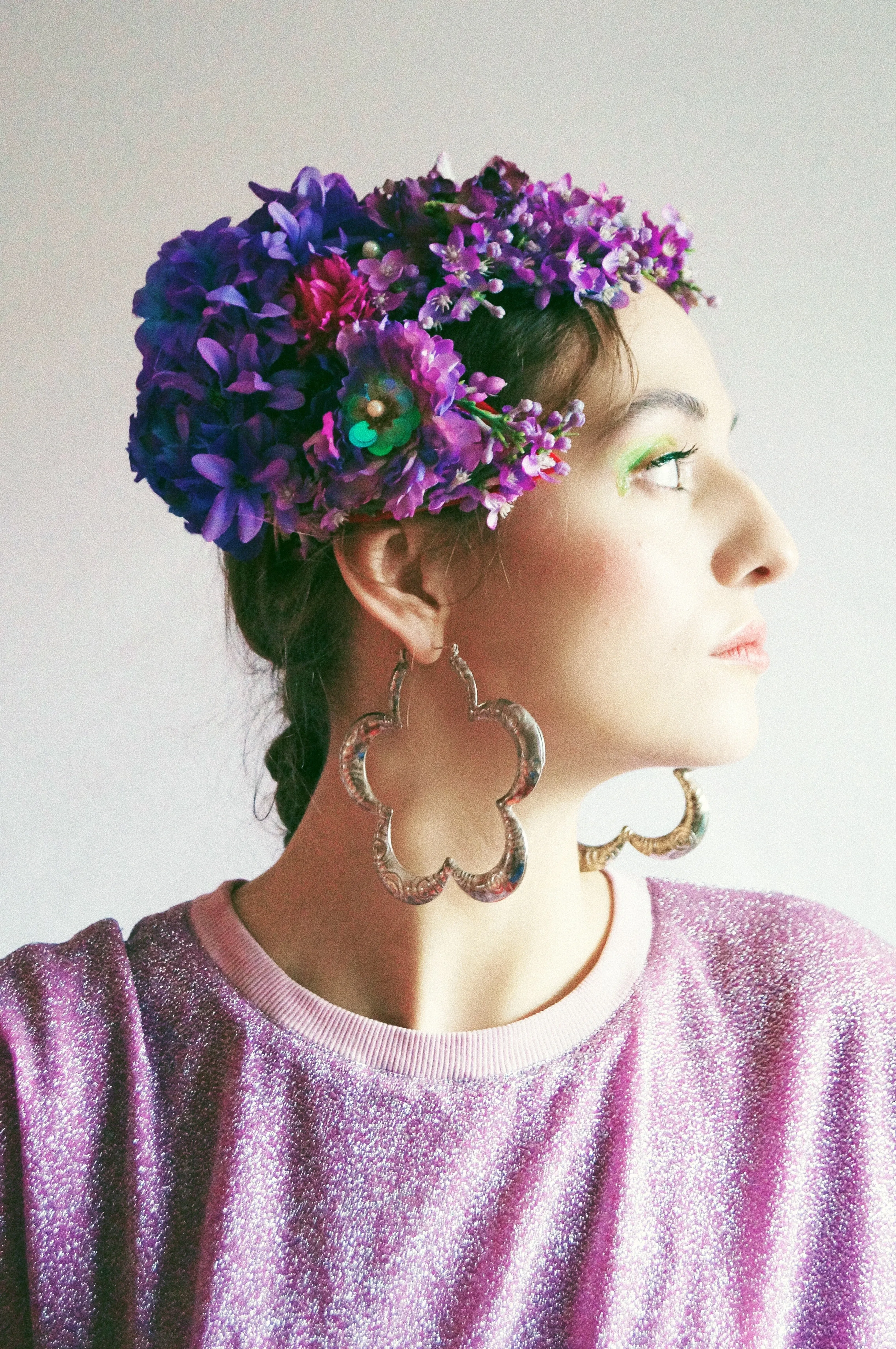 Vintage flowerbud skullcap purple headpiece bonnet